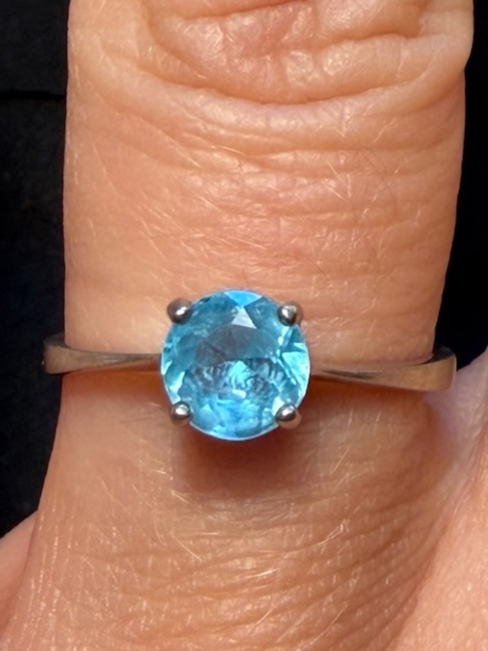 Vintage SU 925 Sterling Silver Round Blue Topaz Solitaire Ring Size 7.25